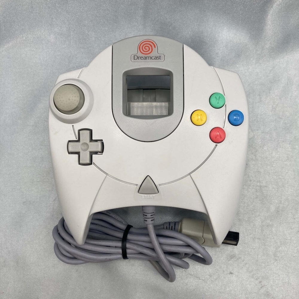 SEGA HKT-7701 Dreamcast Controller - White (set of 2)